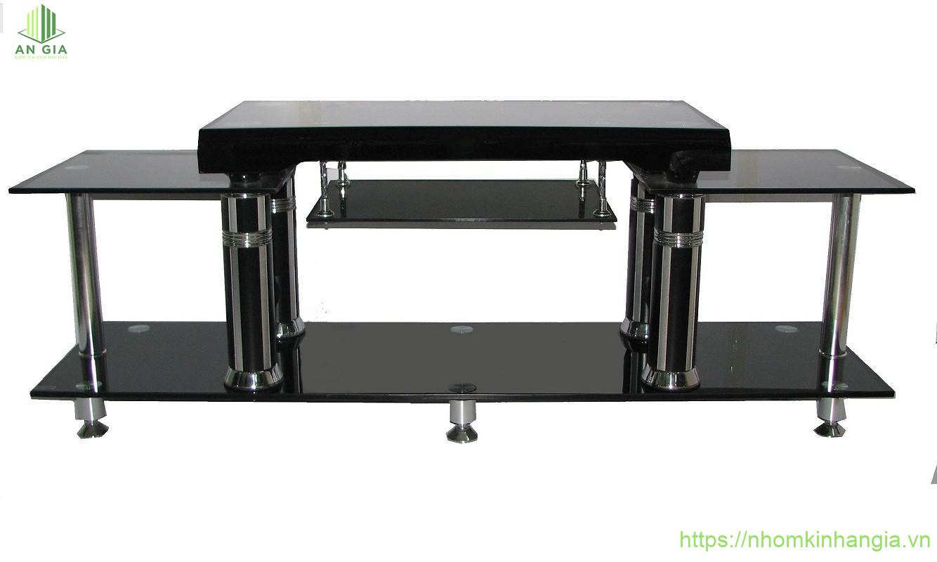 Mẫu 16: 2 tầng của bàn được phân chia rõ rệt với tầng cao nhất được sử dụng để đặt tivi, tầng thấp hơn dùng để trang trí