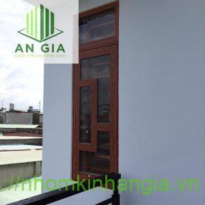 Cửa sổ mở quay nhôm xingfa