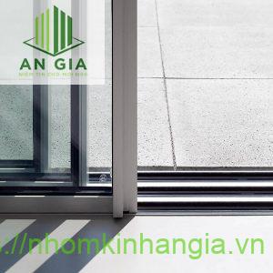 cửa nhôm xingfa 3 cánh