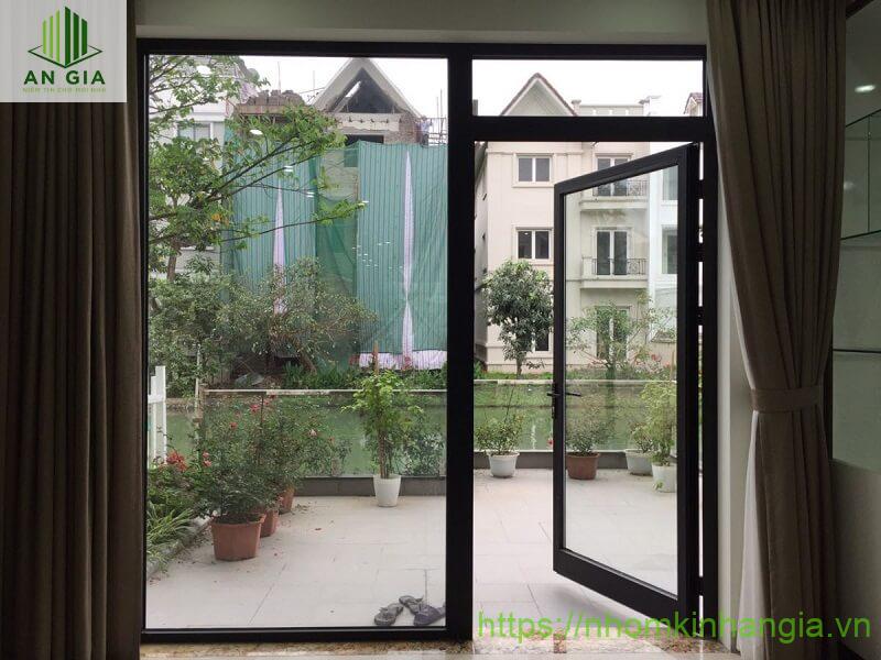 uu-diem-cua-di-1-canh-nhom-xingfa Cửa nhôm Xingfa 1 cánh bền bỉ