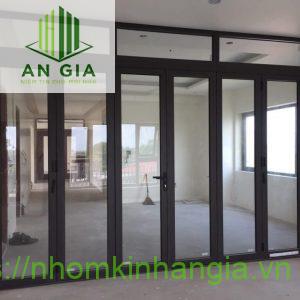 Hệ cửa đi mở xếp gấp 6 cánh